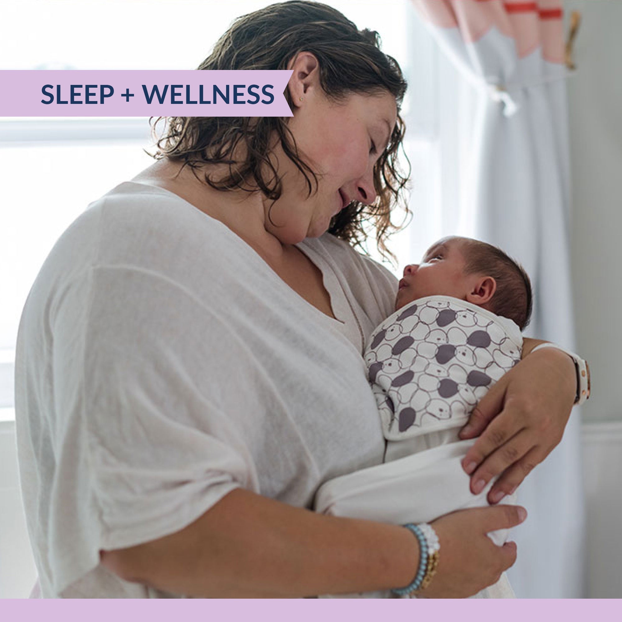 How to Hold a Newborn Baby: Tips on Holding Baby the Right Way